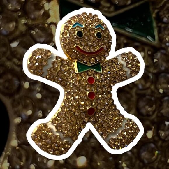 Gingerbread Man Brooch Necklace Pendant - Winter Fashion Statement Piece - Picture 4 of 7